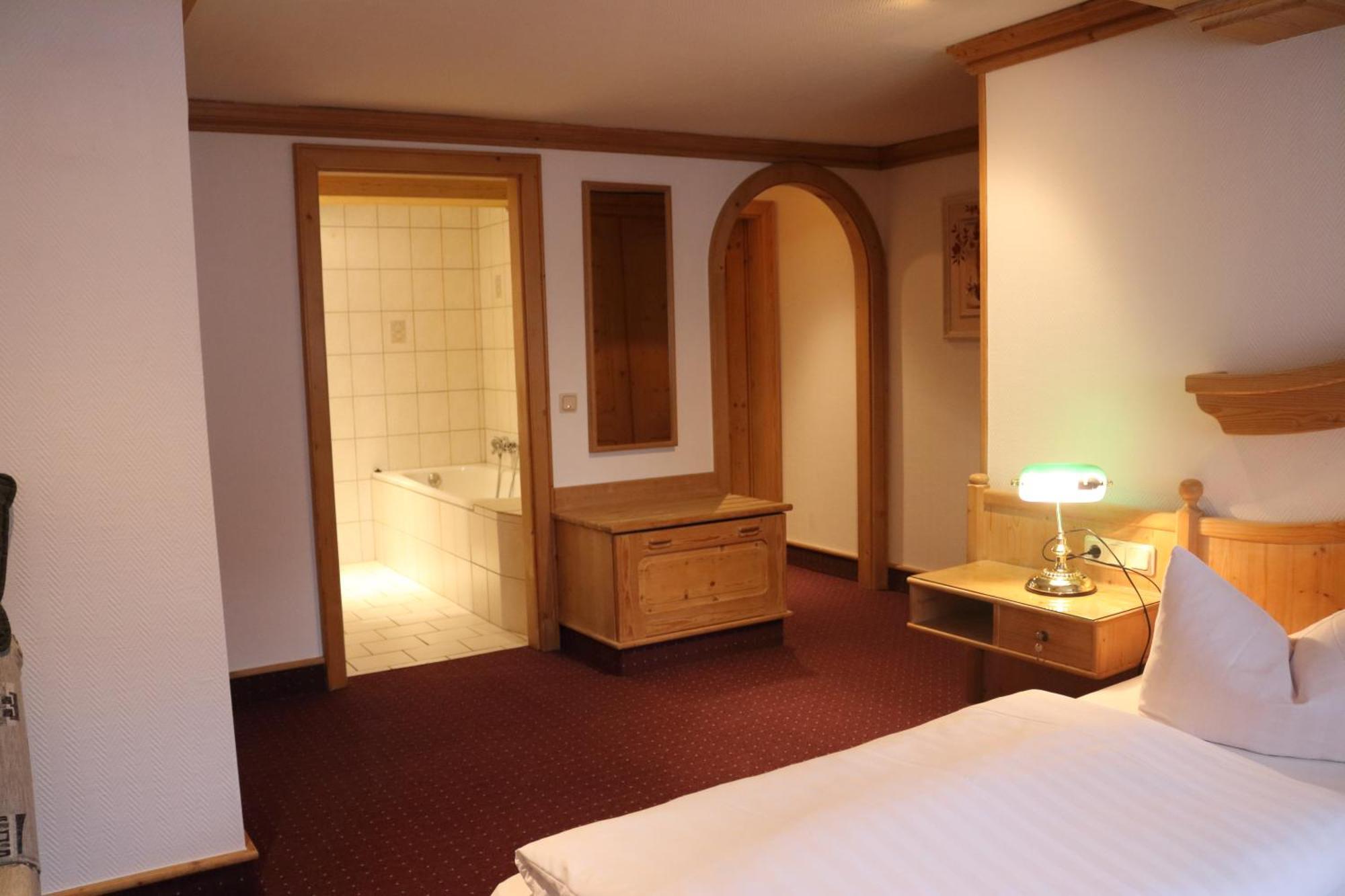 Hotel-Restaurant Johanneshof Nentershausen  Εξωτερικό φωτογραφία