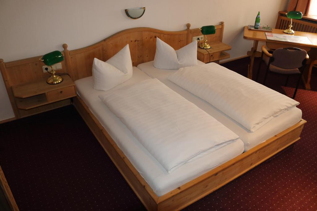 Hotel-Restaurant Johanneshof Nentershausen  Εξωτερικό φωτογραφία