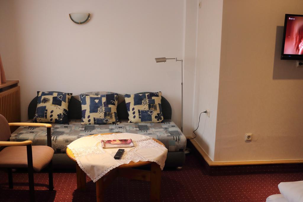 Hotel-Restaurant Johanneshof Nentershausen  Εξωτερικό φωτογραφία