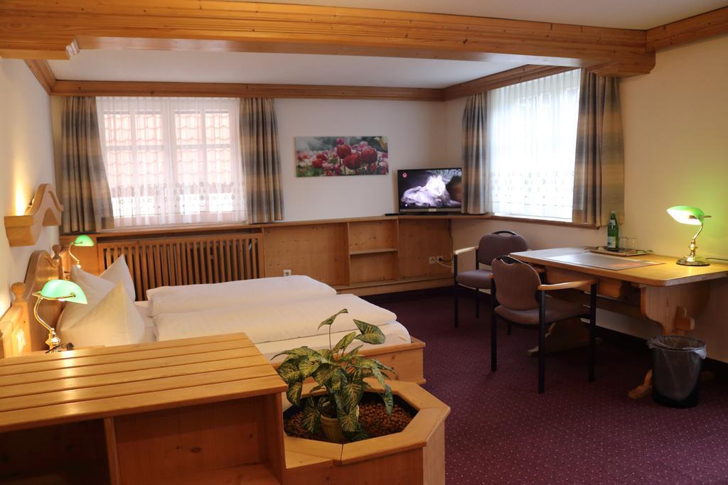 Hotel-Restaurant Johanneshof Nentershausen  Εξωτερικό φωτογραφία